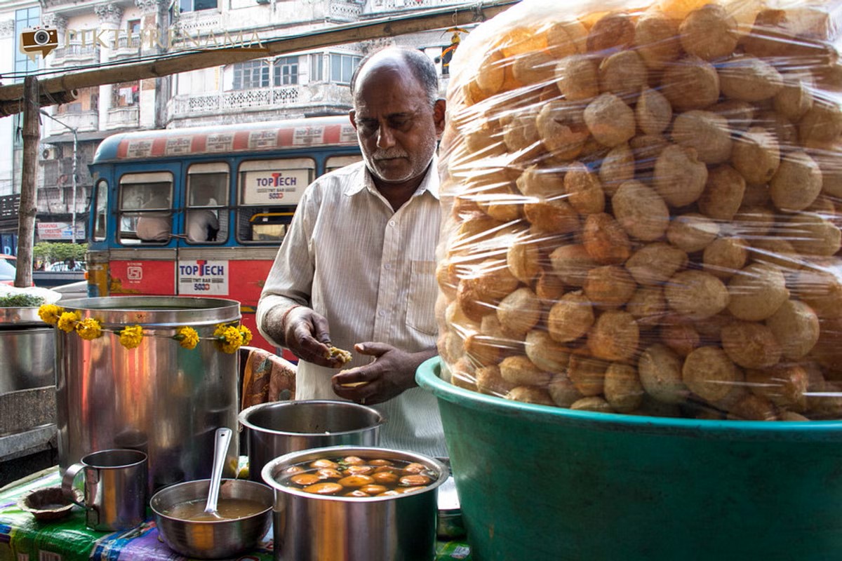Best Momos Vendor